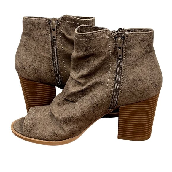 Rampage Taupe Faux Suede Peep Toe Ankle Booties Women’s 7.5 - Picture 8 of 11